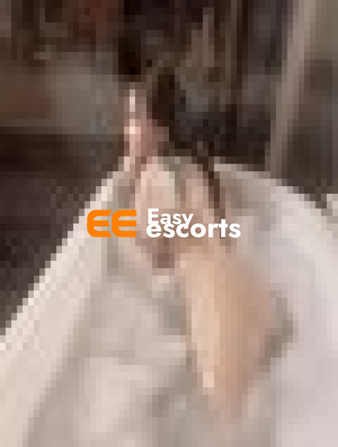GUYS I AM KAVYA AHMEDABAD VIP GENUINE SERVICE PROVIDE OUT CALL IN CALL AVAILABLE